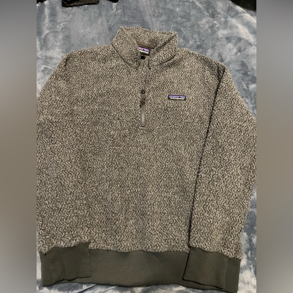 Patagonia Women's Gray Quarter-Zip Woolyester Pullover